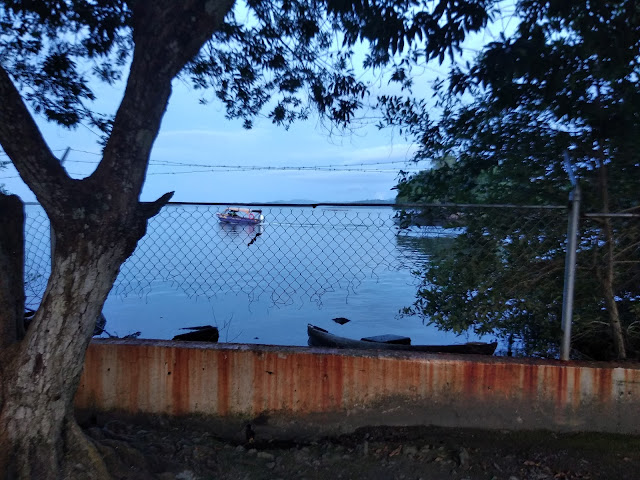 Lancha saliendo hacia Isla Colón, desde Almirante Bocas del Toro