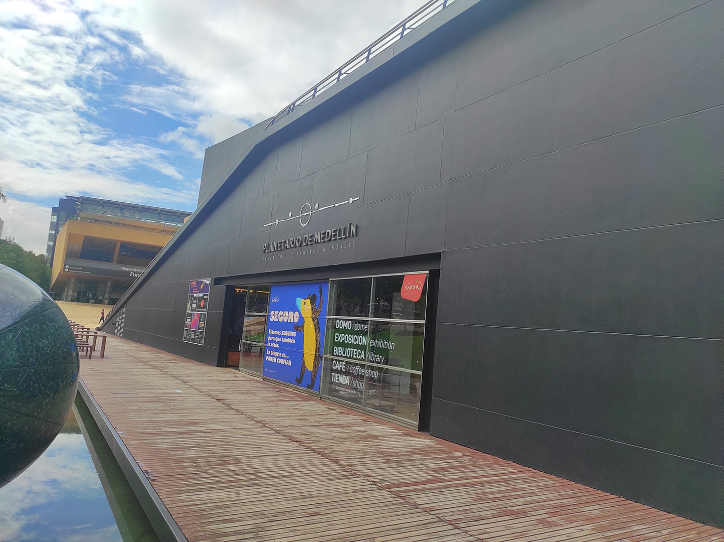 planetarium medellin